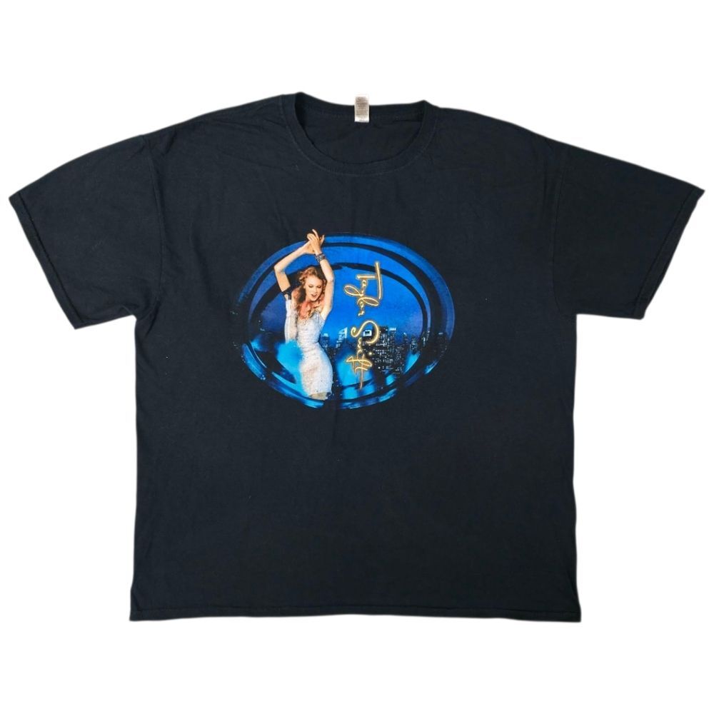 VINTAGE GILDAN 2011 TAYLOR SWIFT TOUR SHIRT - Picture 1 of 6